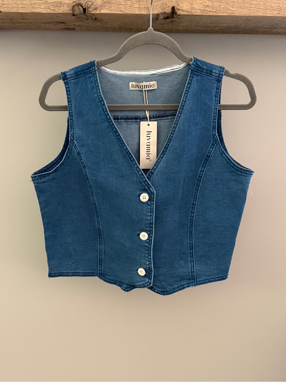 Luvamia Stretchy Crewneck
Denim Vest Button Down NWT
